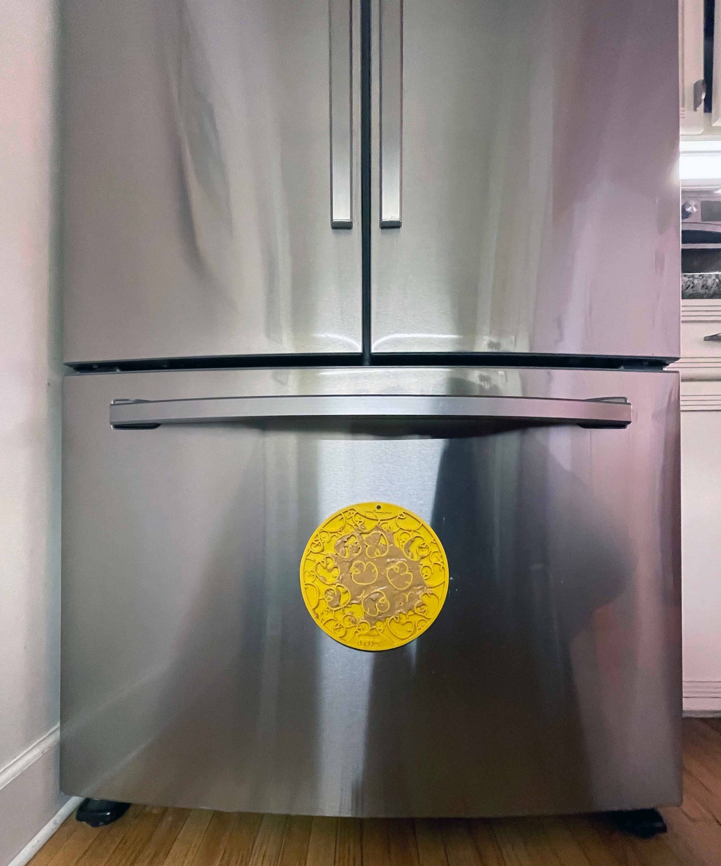 Leckmatte mit Saugnäpfen in Entchenoptik