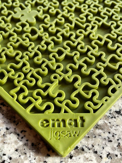 Lick mat 'Puzzle' - lick mat with suction cups