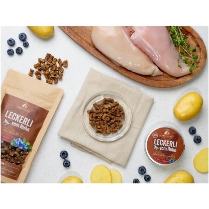Leckerli vom Huhn, Kartoffel & Waldbeeren