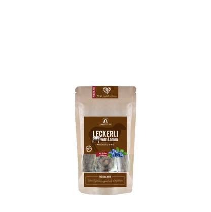 Leckerli vom Lamm mit Kartoffeln, verfeinert mit Waldbeeren
