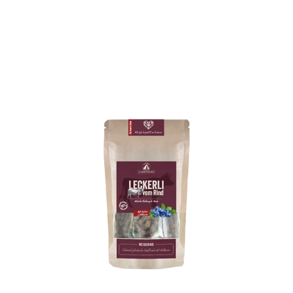 Leckerli vom Weiderind mit Kartoffeln, verfeinert mit Waldbeeren