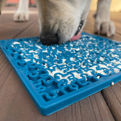 Lick mat 'Puzzle' - lick mat with suction cups